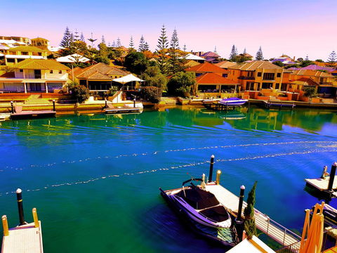 Villa Port Grimaud On Bouvard Island - e-Seniors 1