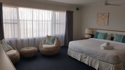 Villa Riviera On River Front - e-Seniors 2