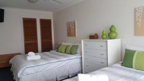 Villa Riviera On River Front - e-Seniors 3