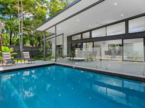 Villa Tiino - Clifton Beach - e-Seniors 0