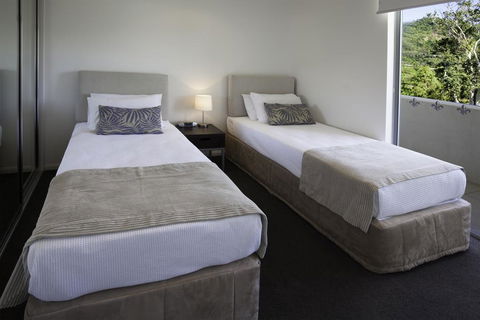 Vue Apartments Trinity Beach - e-Seniors 1