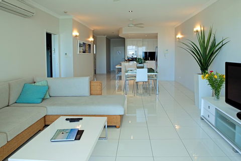 Vue Apartments Trinity Beach - e-Seniors 2