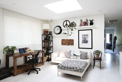 Walk To Beach From This Stylish Bronte Oasis W AC, Wifi And Free Parking - e-Seniors 2