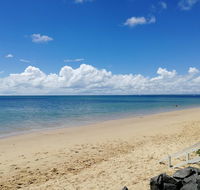 Walk to Beach Queenslander HOME in CBD Hervey Bay - e-Seniors