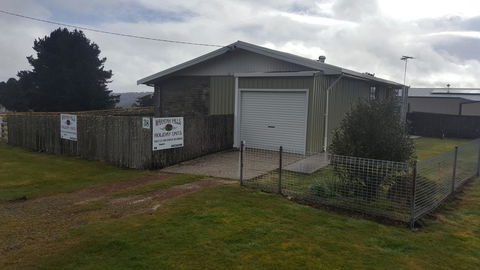 Waratah Falls Holiday Unit - e-Seniors 0