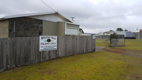 Waratah Falls Holiday Unit - e-Seniors 2