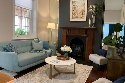 Warders Cottage: Iconic Cottage In The Heart Of Freo - e-Seniors 2