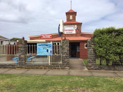 Warrnambool Beach Backpackers - e-Seniors 2