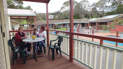 Warrnambool Motel And Holiday Park - e-Seniors 2