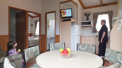 Warrnambool Motel And Holiday Park - e-Seniors 0