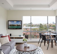 Waterside Mosman Bay Apartment w Stunning Views - e-Seniors