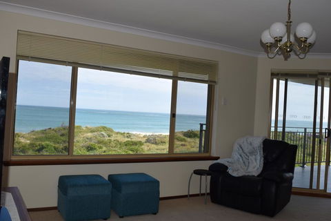 Watersun Beach House - e-Seniors 0