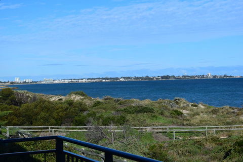 Watersun Beach House - e-Seniors 1