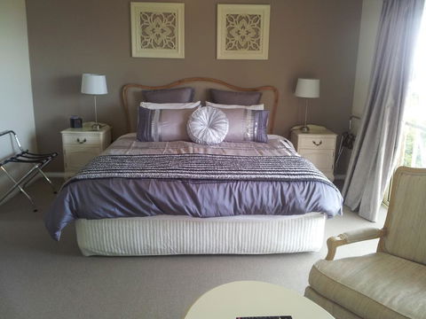 Waterview Gardens B&B - e-Seniors 0