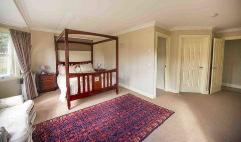 Wattle Grove Homestead Bed & Breakfast - e-Seniors 0