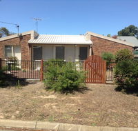 Wattle hill cottage - e-Seniors