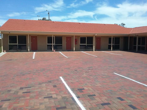 Werribee Park Motor Inn - e-Seniors 3