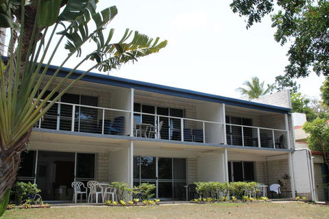 Whitehaven Beachfront Holiday Units - e-Seniors 0