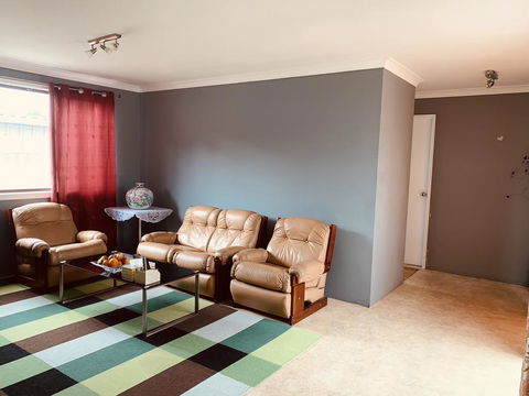 Willetton Homestays - e-Seniors 0