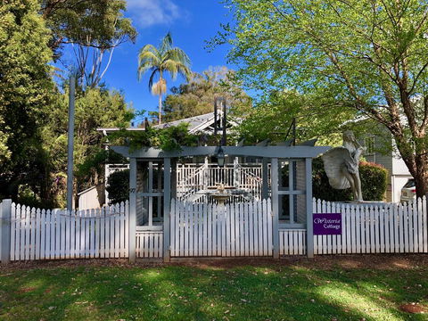 Wisteria Cottage 95 Main Western Road - e-Seniors 0