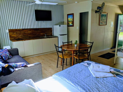 Woolshed Eco Lodge - e-Seniors 2