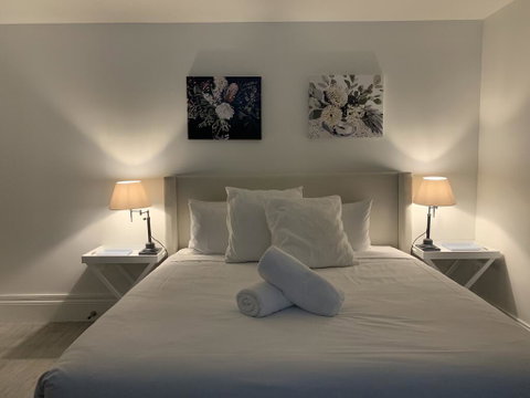 York Street Apartments - e-Seniors 2