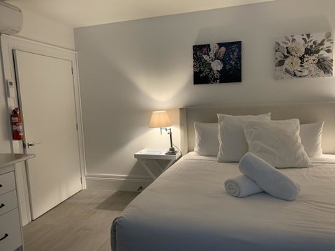 York Street Apartments - e-Seniors 1