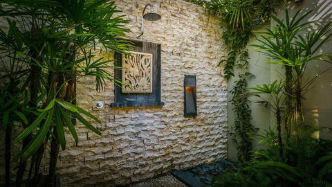 Your Luxury Escape - Amala Luxury Villa Byron Bay - e-Seniors 1
