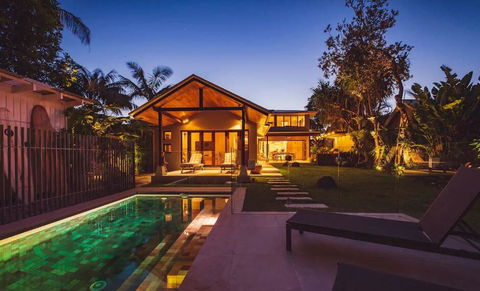 Your Luxury Escape - Barefoot At Tallows - e-Seniors 0