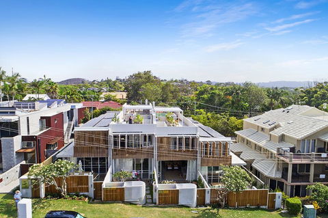 Your Luxury Escape - Driftwood Two At Clarkes Beach - e-Seniors 0