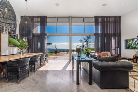 Your Luxury Escape - Horizon - e-Seniors 0