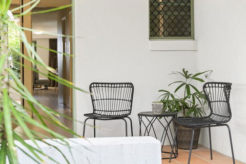 Your Luxury Escape - Karinya At Surfside - e-Seniors 2