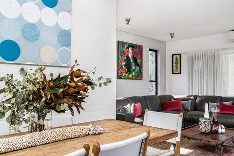 Your Luxury Escape - The Loft - e-Seniors 3