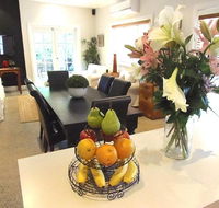 YSG The Edward Townhouse 157 - Steps To Town - e-Seniors