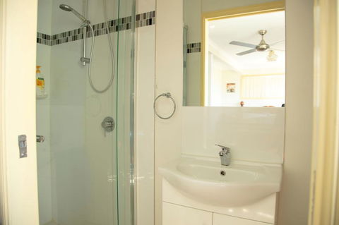 Zen Escape Guest House - e-Seniors 1