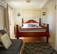 Zen Escape Guest House - e-Seniors