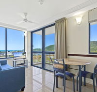 AirliediseNO hills5min walk 2 Port of Airlie/Ferry terminalWiFiNetflix - e-Seniors