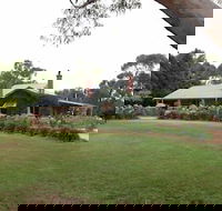 Barristers Block Vigneron Villa - e-Seniors
