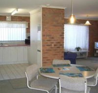 Fronds Holiday Apartments - e-Seniors