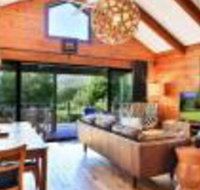 Kangaroo Valley Timber Cabin - e-Seniors