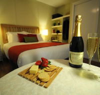 Gisborne Peak Winery Cottages - e-Seniors