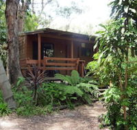 Samurai Beach Bungalows Port Stephens YHA - e-Seniors