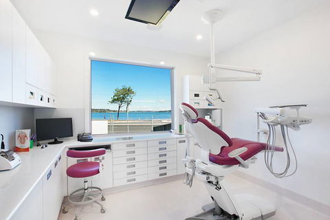 Lake Macquarie Dental Practice - e-Seniors 3