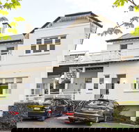 Highbury Apartments - e-Seniors