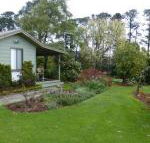 The Little House on the Hill - e-Seniors