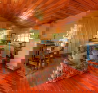Island View Spa Cottage - e-Seniors