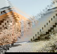 Kangaroo Ridge Retreat - e-Seniors