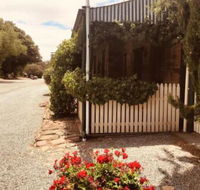 The Olde Devonshire House - e-Seniors