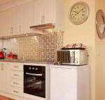 Secret Cottage - e-Seniors