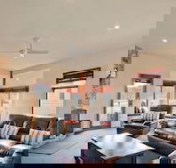 High Plains Drifter - e-Seniors